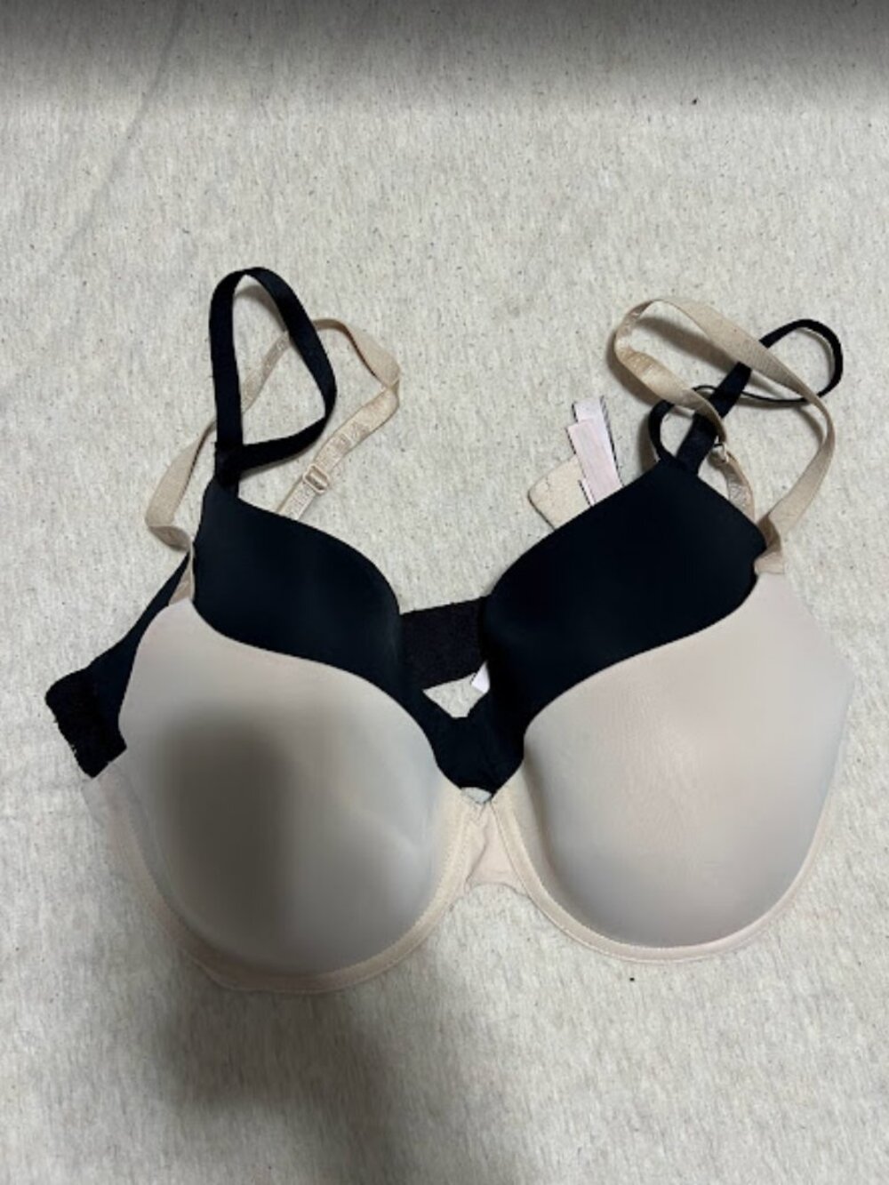 BUNDLE OF TWO Victoria's Secret Signature T-Shirt Bras, Beige/Black - Size 36D